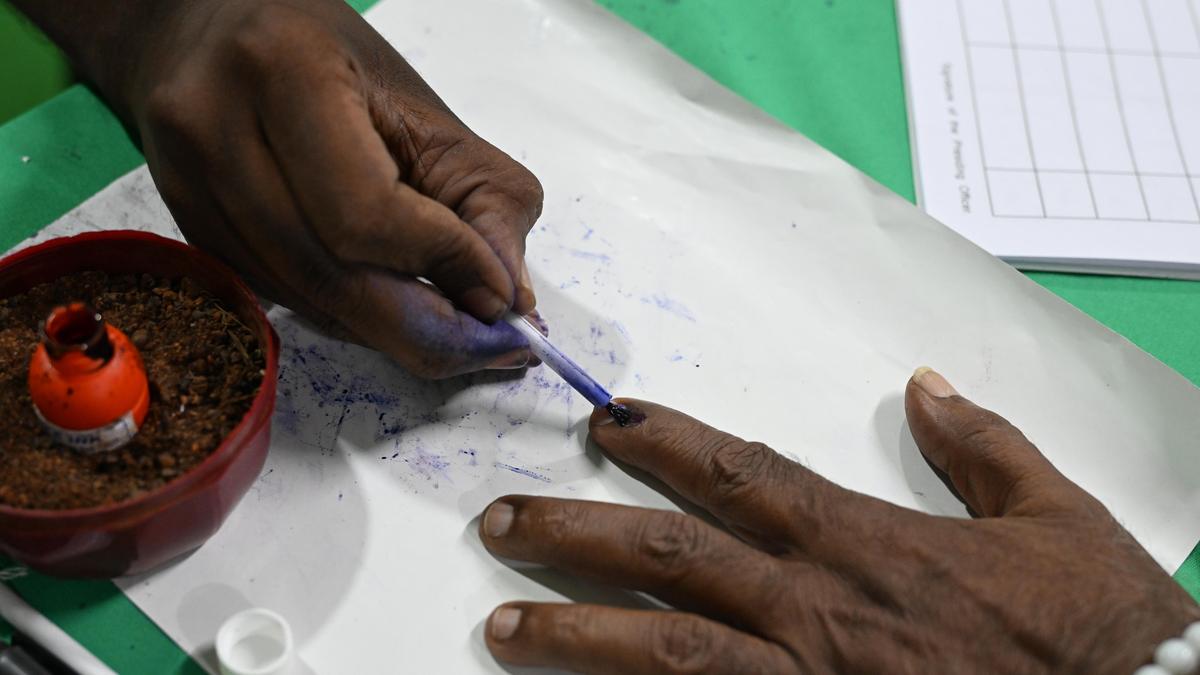 Polling for eight MLC seats in Bihar to be held on October 23: EC