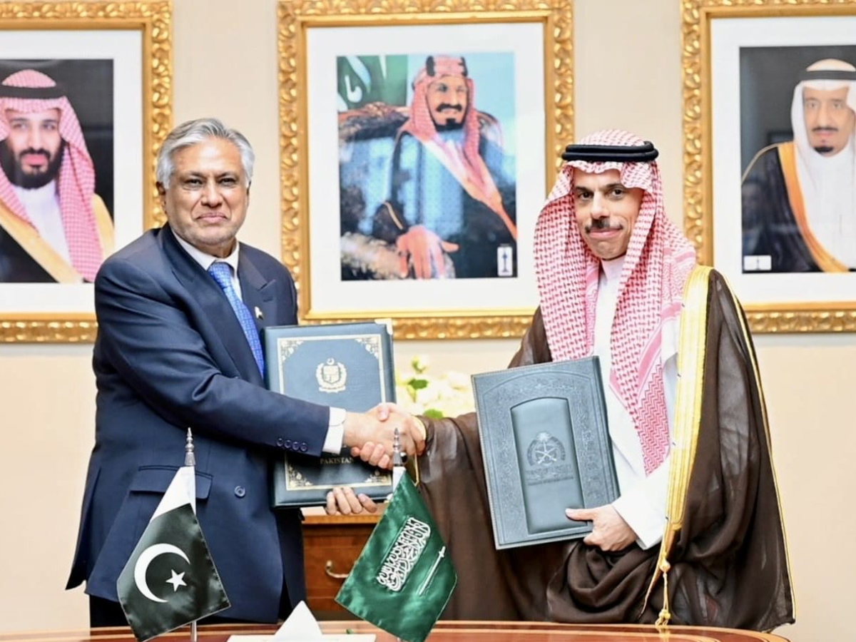 Pakistan, Saudi Arabia sign visa waiver agreement for diplomatic, official passport holders