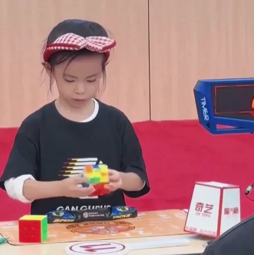 WATCH | Six-year-old girl breaks Rubik’s Cube record in four seconds flat