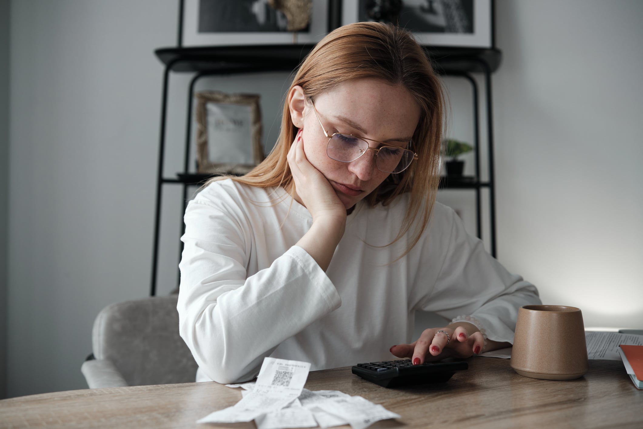 One in 10 young singles stopped dating because its too expensive, report states