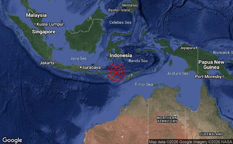 [UPDATED] Strong 7.7-magnitude quake strikes off Indonesia