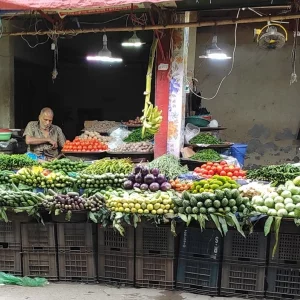 Fuel price hike pushes up prices of essentials in Dhaka