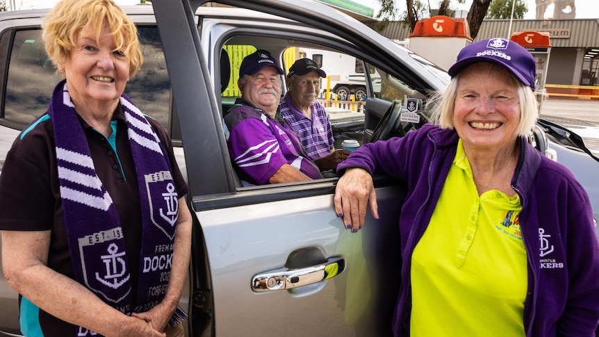 Purple army heads east for AFL grand final