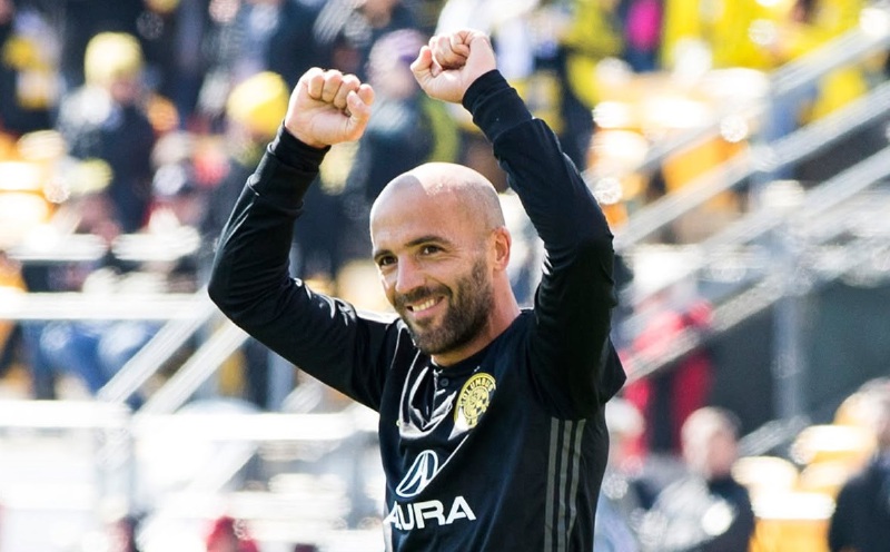 MLS coach axed for telling female ref 'It's a man's game'
