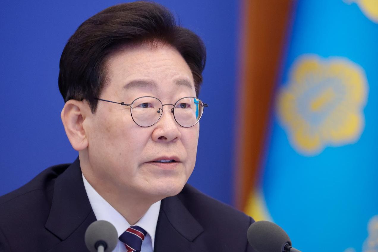 President Lee says resolving separated families' plight cannot wait