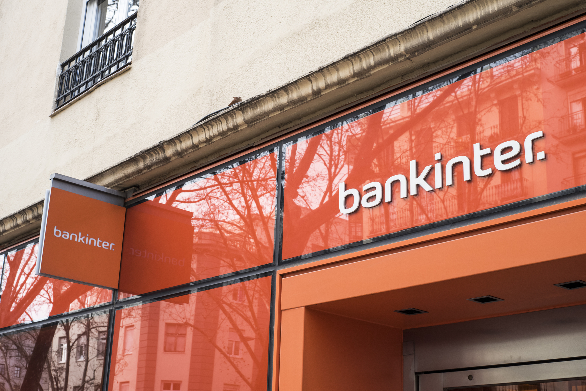 Bankinter acelera la captación de clientes y gana 200.000 en un año
