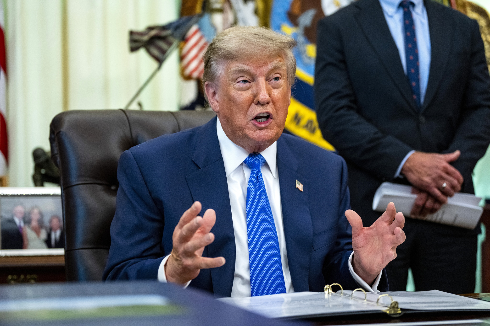 US threatens Iran with an "unprecedented" economic war