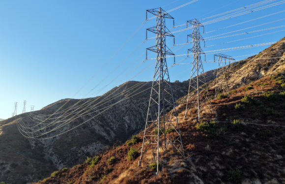 Southern California Edison Chief Warns Wildfire Impasse Risks Higher Customer Bills