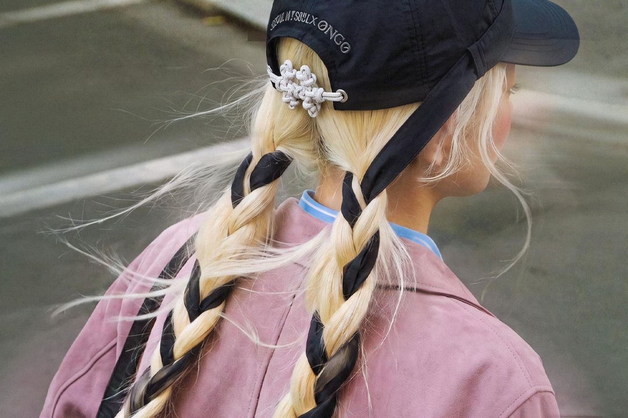 Unlikely Seoul souvenir becomes next big trend on Japanese social media