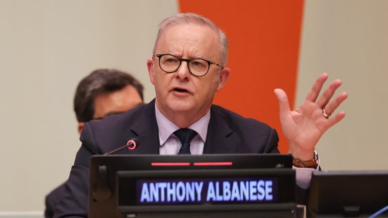 Australia PM defends new draft social media rules