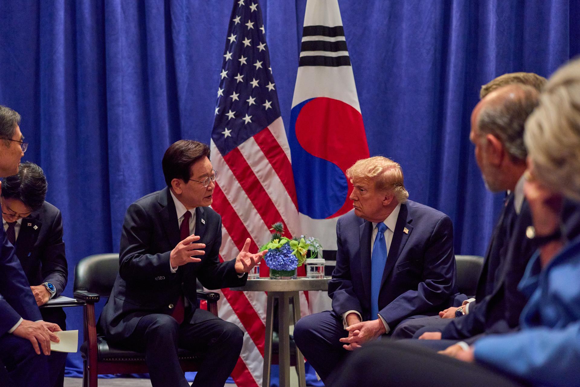 Lee, Trump discuss wartime OPCON transfer for 1st time