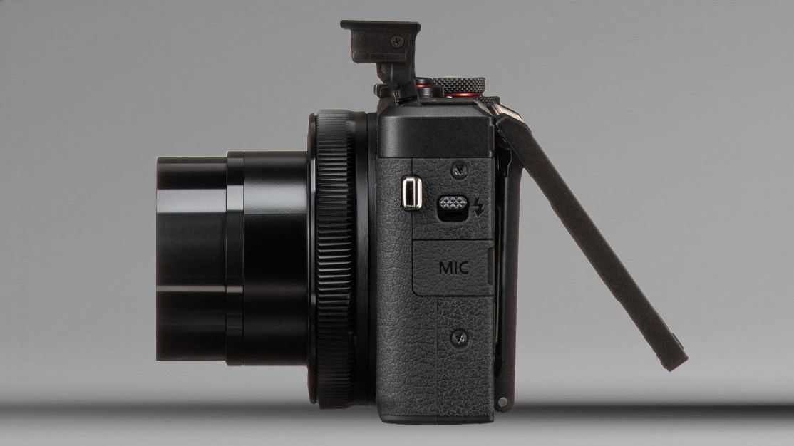 This cult compact camera is Japan's new No.1 – nearly 7 years after its release, with second-hand prices often higher than its original retail price