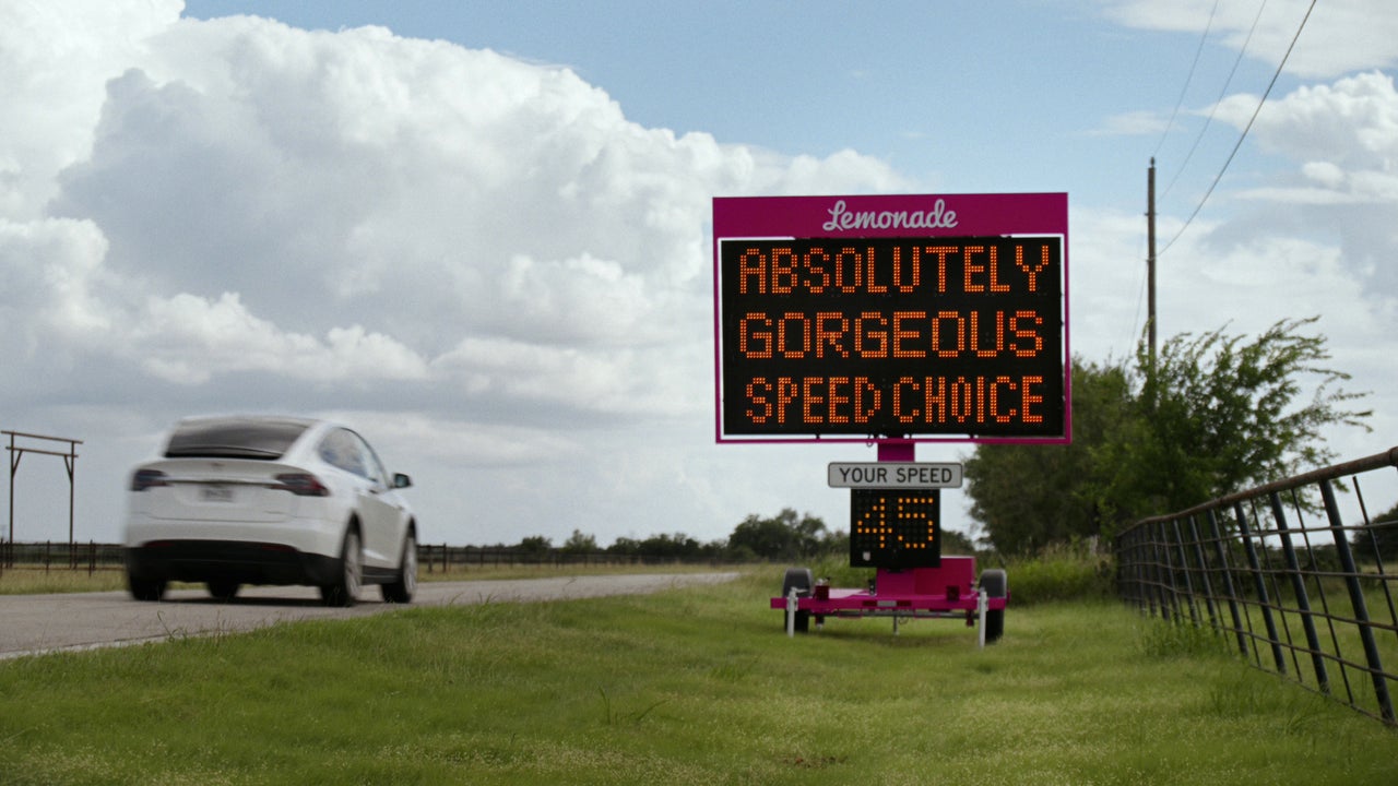 This clever road sign in Austin will compliment you only if you’re a good driver