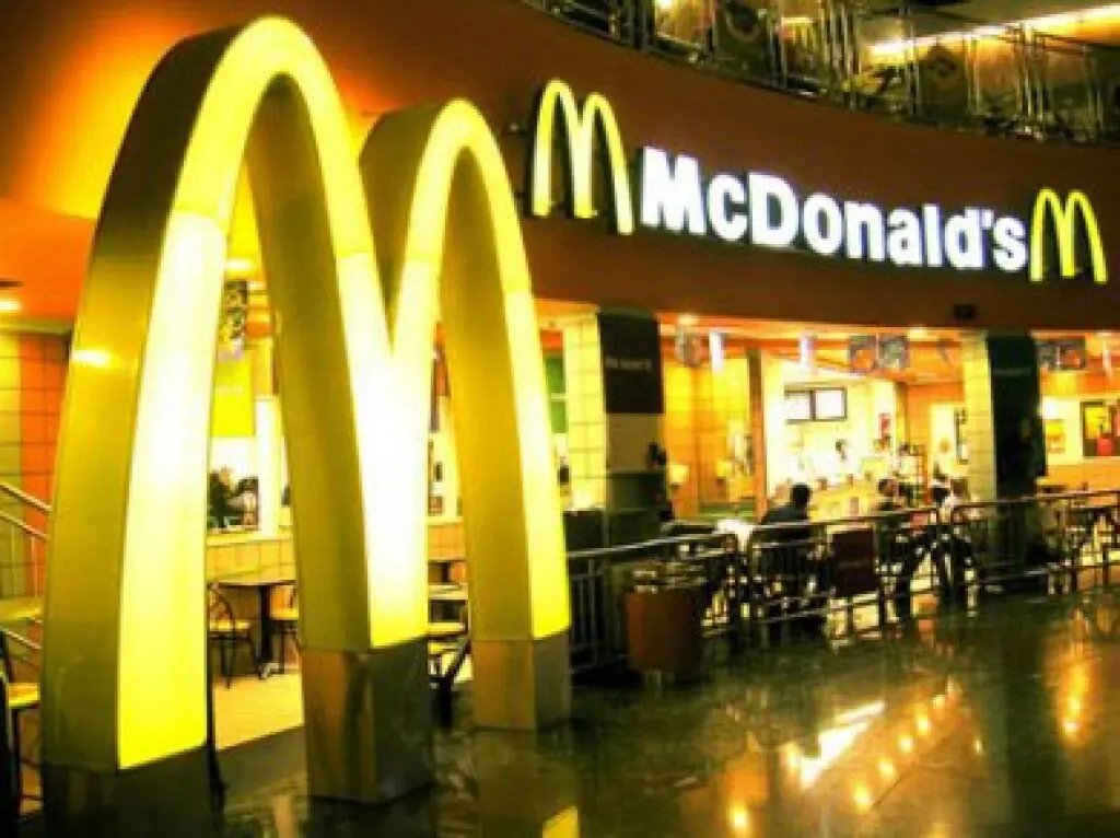 McDonald's lays out $8.5 billion franchisee support plan, targets higher margins by 2030