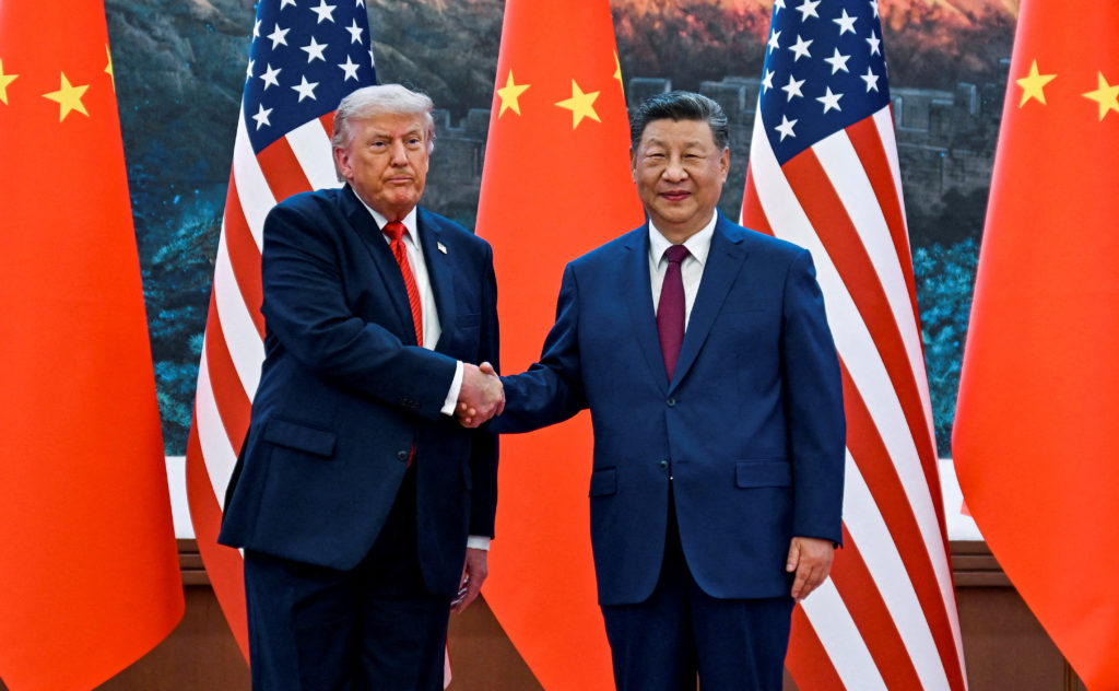 China's Xi kicks off state visit to Washington with a rare planeside welcome from Trump
