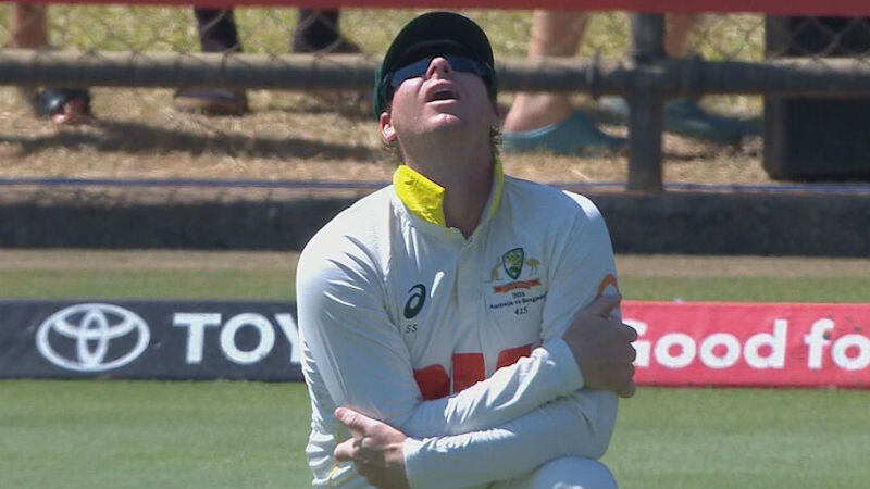 ‘Un-Australian’: Steve Smith drops sitter as Bangladesh take lead past 200