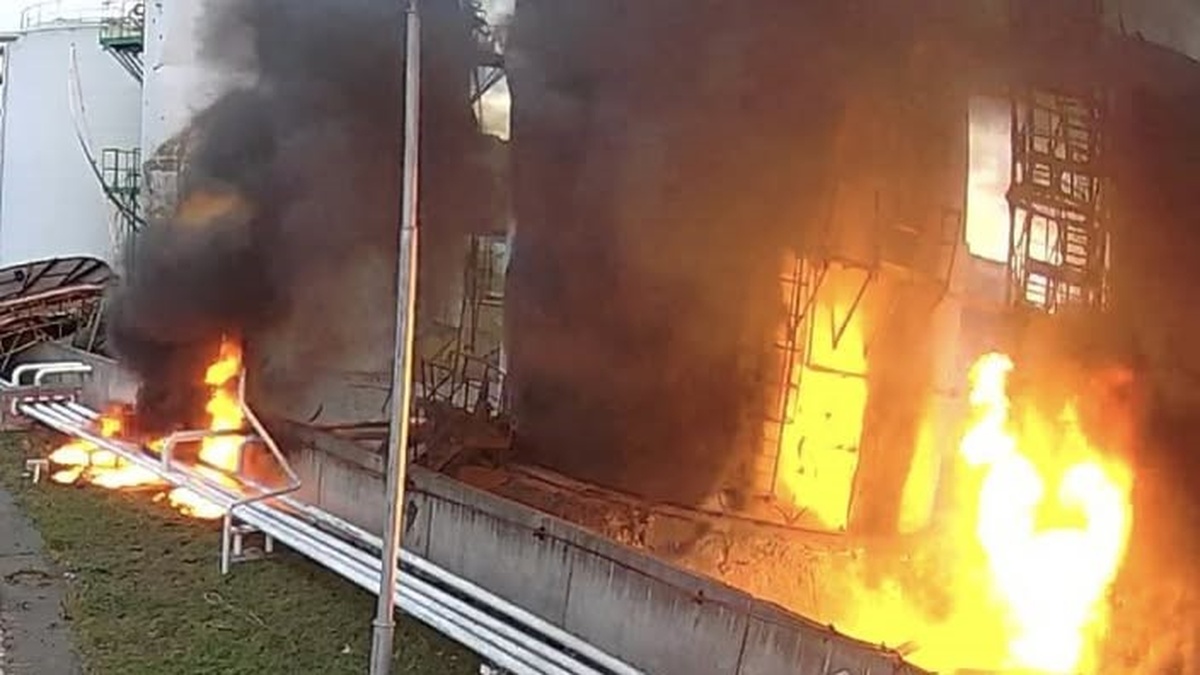 Russia strikes two WOG oil depots – company