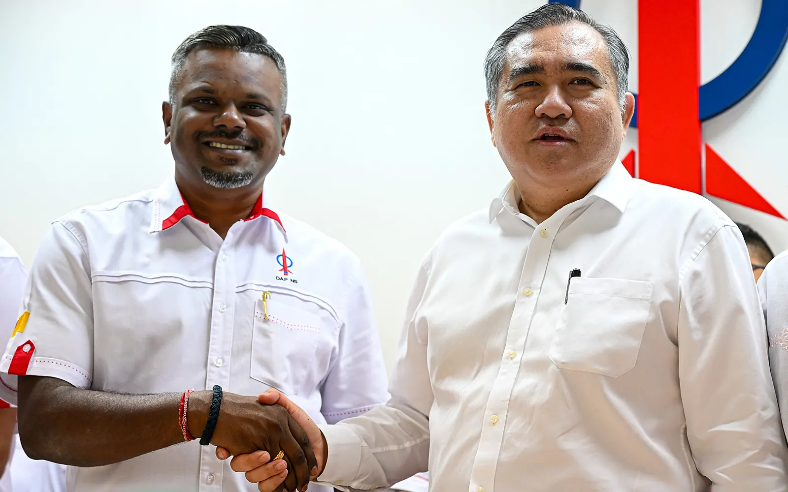 Arul perlu keluar daripada bayang Loke, bina pengaruh sendiri