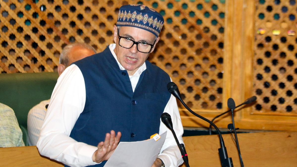 Omar, Mehbooba flag differences within ECI, seek course correction