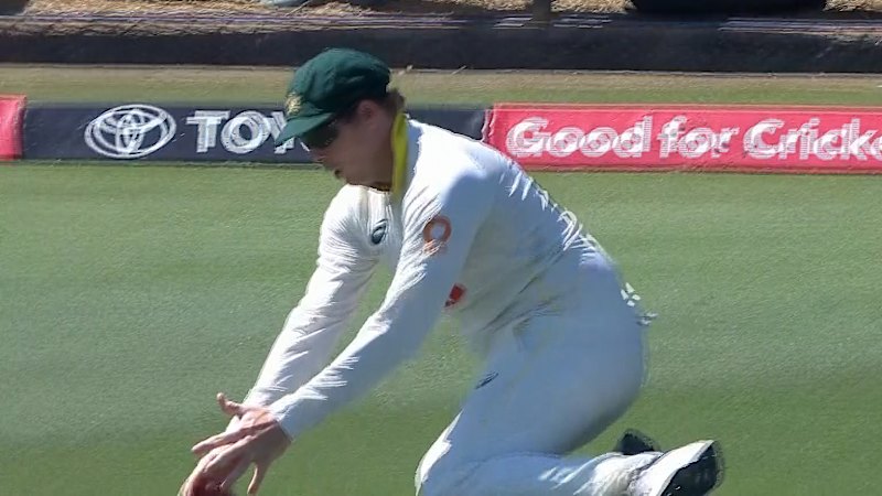 'Unbelievable': Smith fumbles record-breaking chance