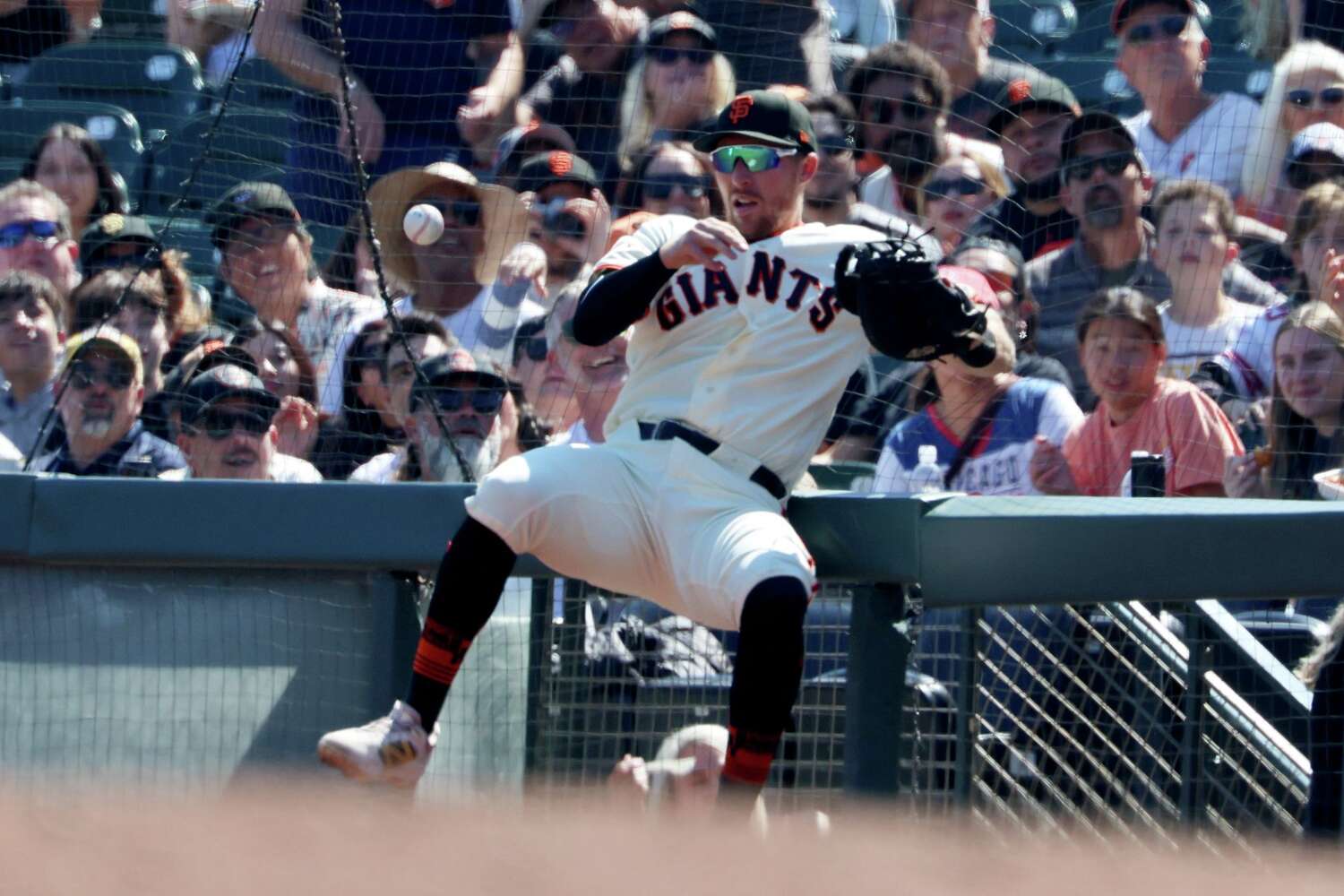 Giants fall to Twins, clinching losing record at Oracle Park; Bo Davidson injured