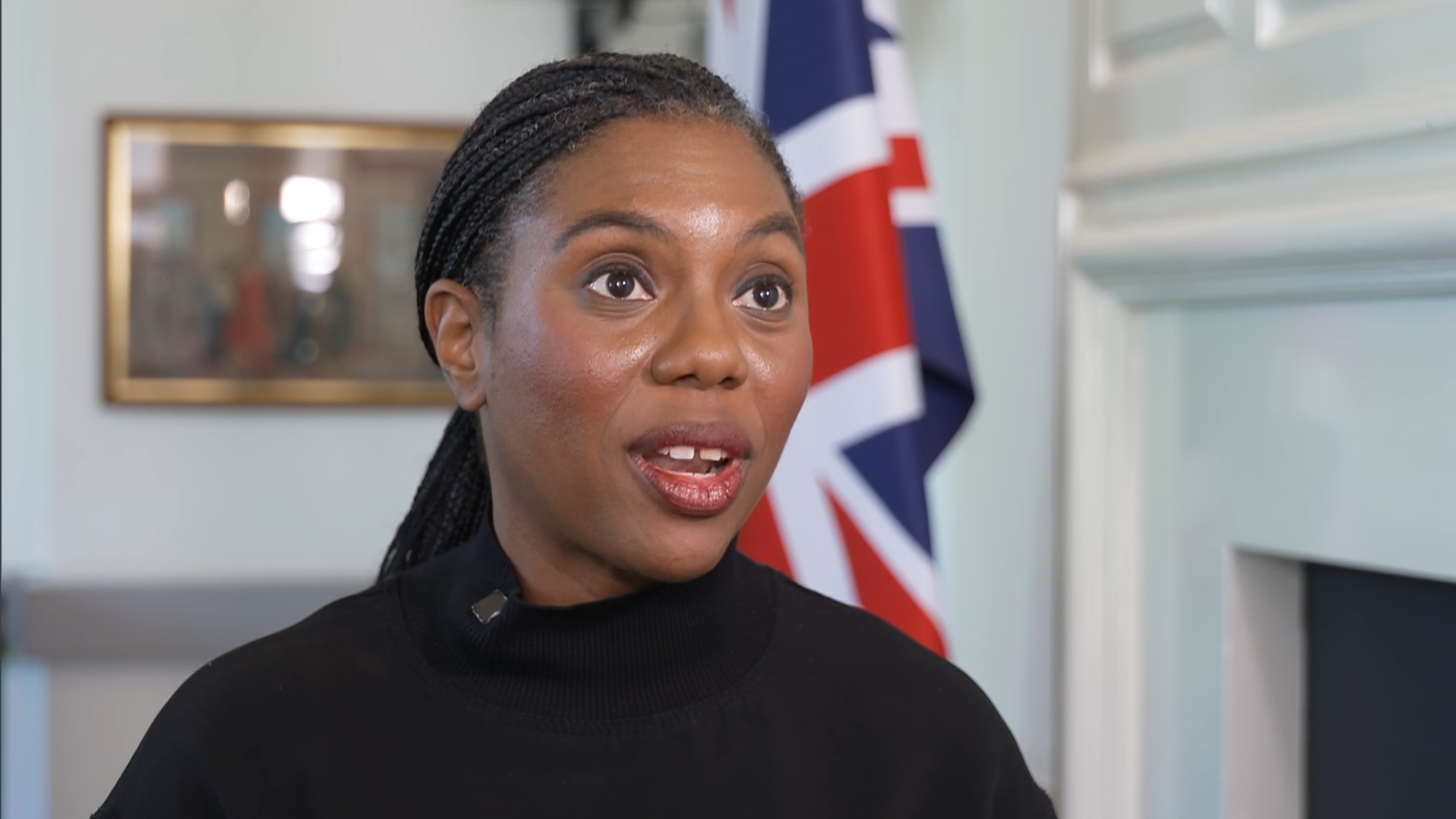 <a href='https://news.sky.com/story/politics-latest-burnham-un-speech-new-york-trump-chagos-12593360?postid=12503049#liveblog-body'>Long-term benefits claimants could be banned from buying alcohol and cigarettes under Tory plans</a>