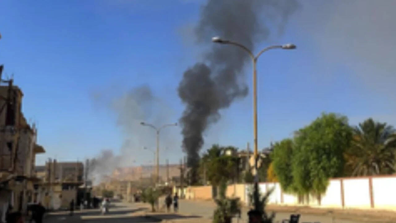 Pakistan strikes 10 sites in Afghanistan after drone attacks
