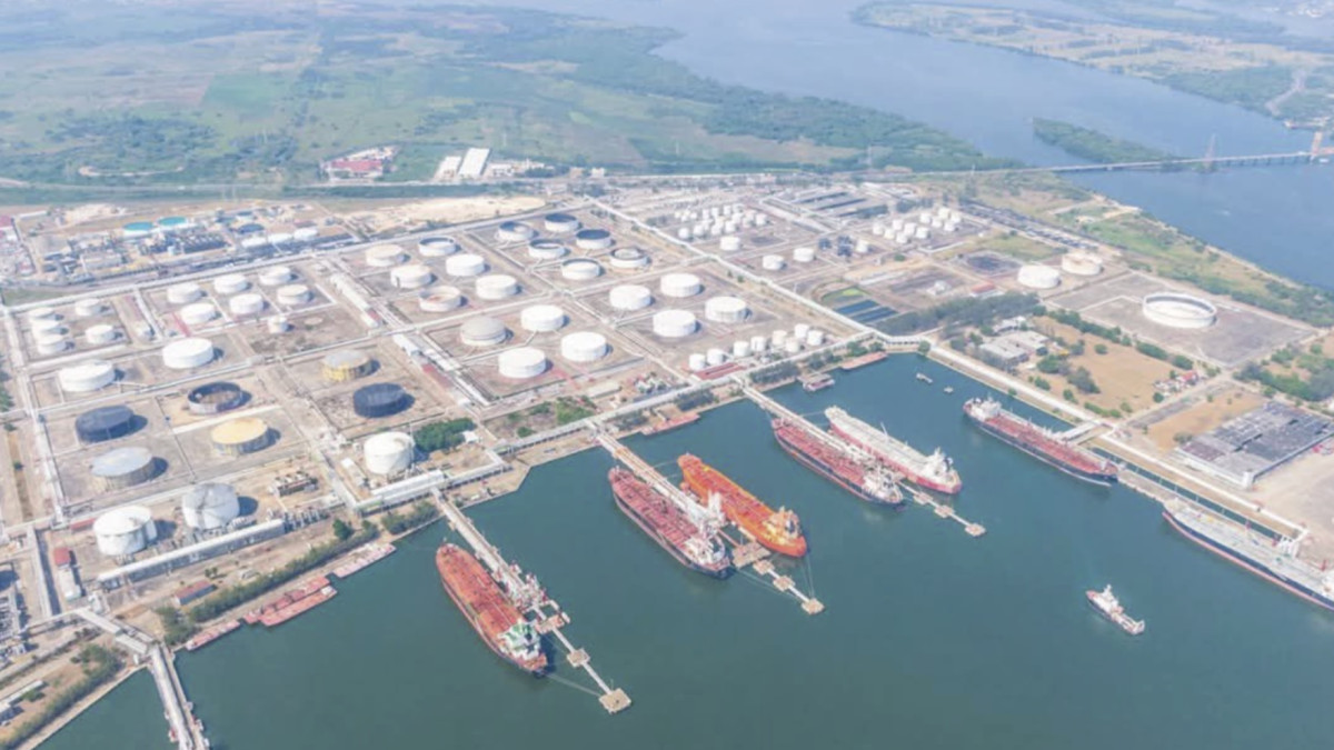 Saudi Pipeline Restart Fails to End Oil Market Tightness