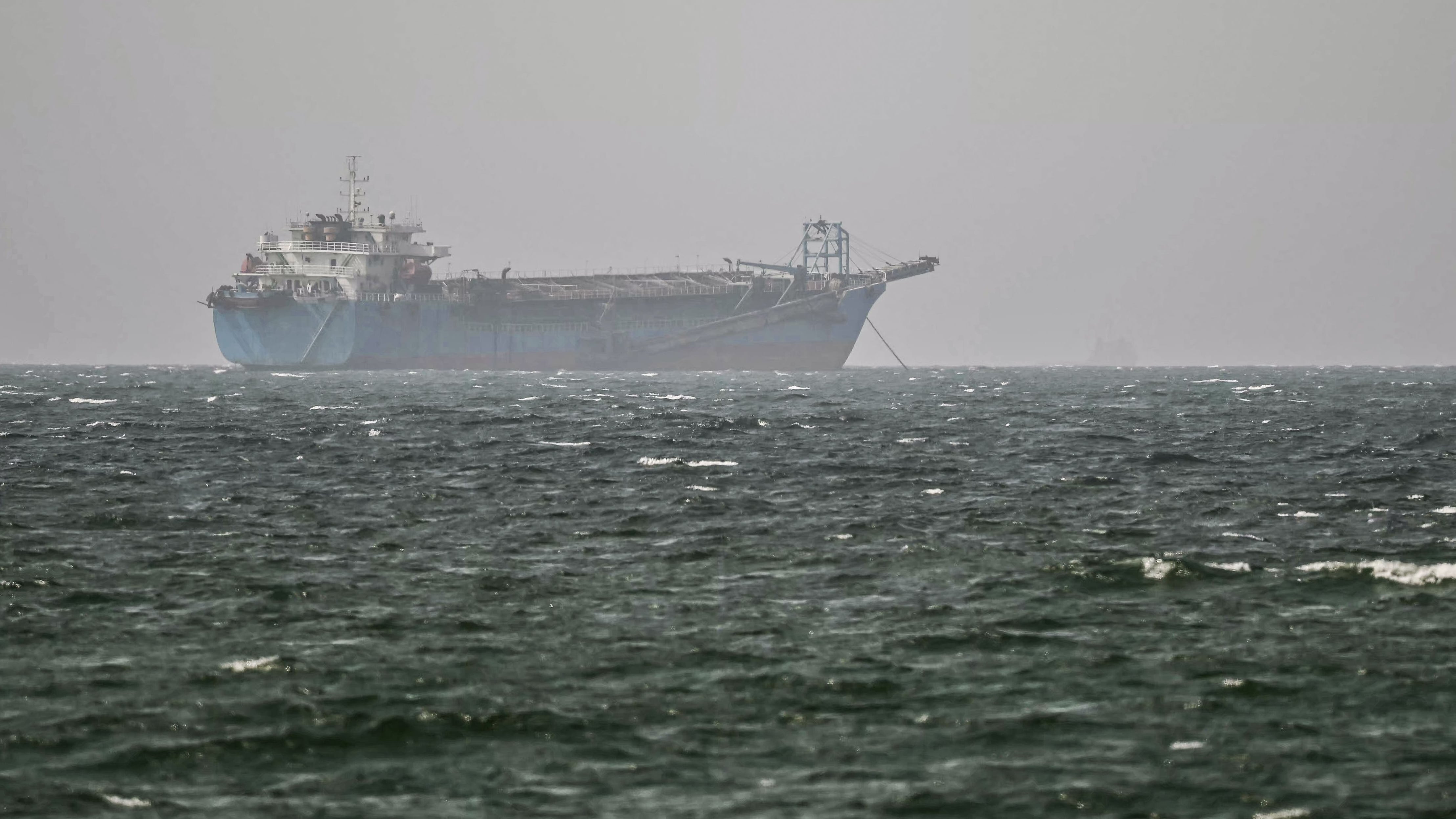 UAE’s Hormuz oil exports more than halve in July as shipments bypass strait