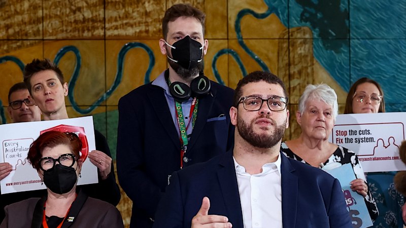 Labor-led committee warns of human rights risks in NDIS reform