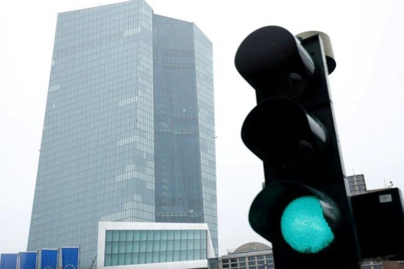 European shares slip as US-Iran talks shows little progress