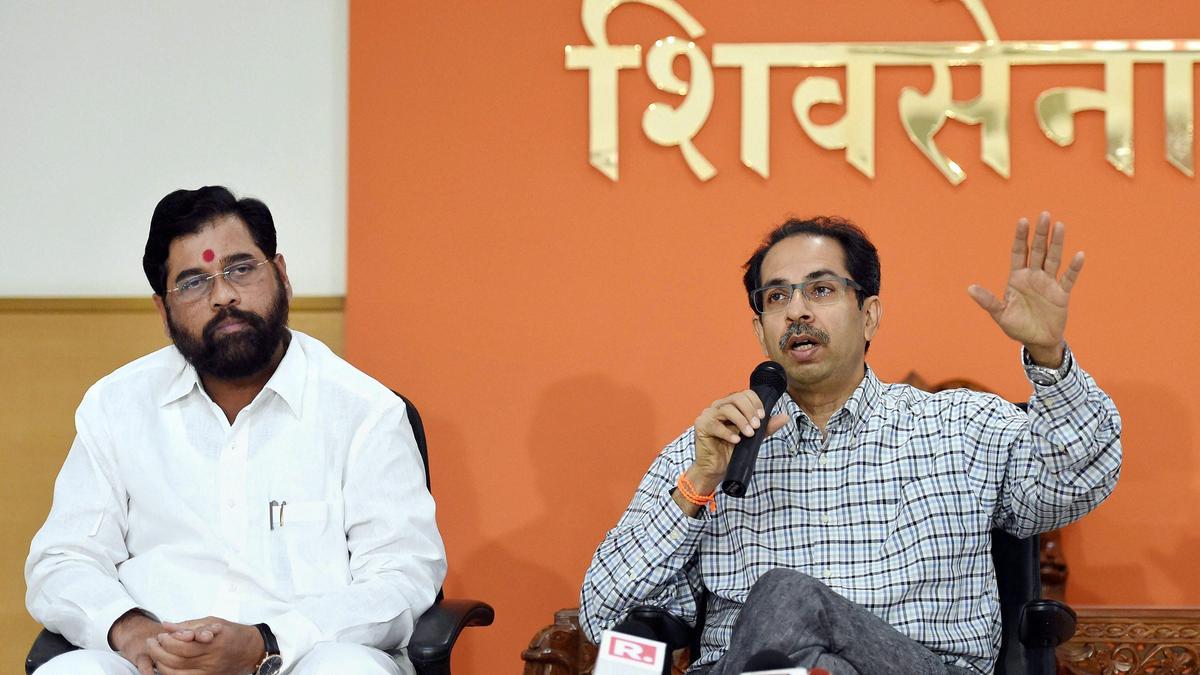 Kalyan Court acquits Uddhav Thackeray, Eknath Shinde in 17-year-old defamation case