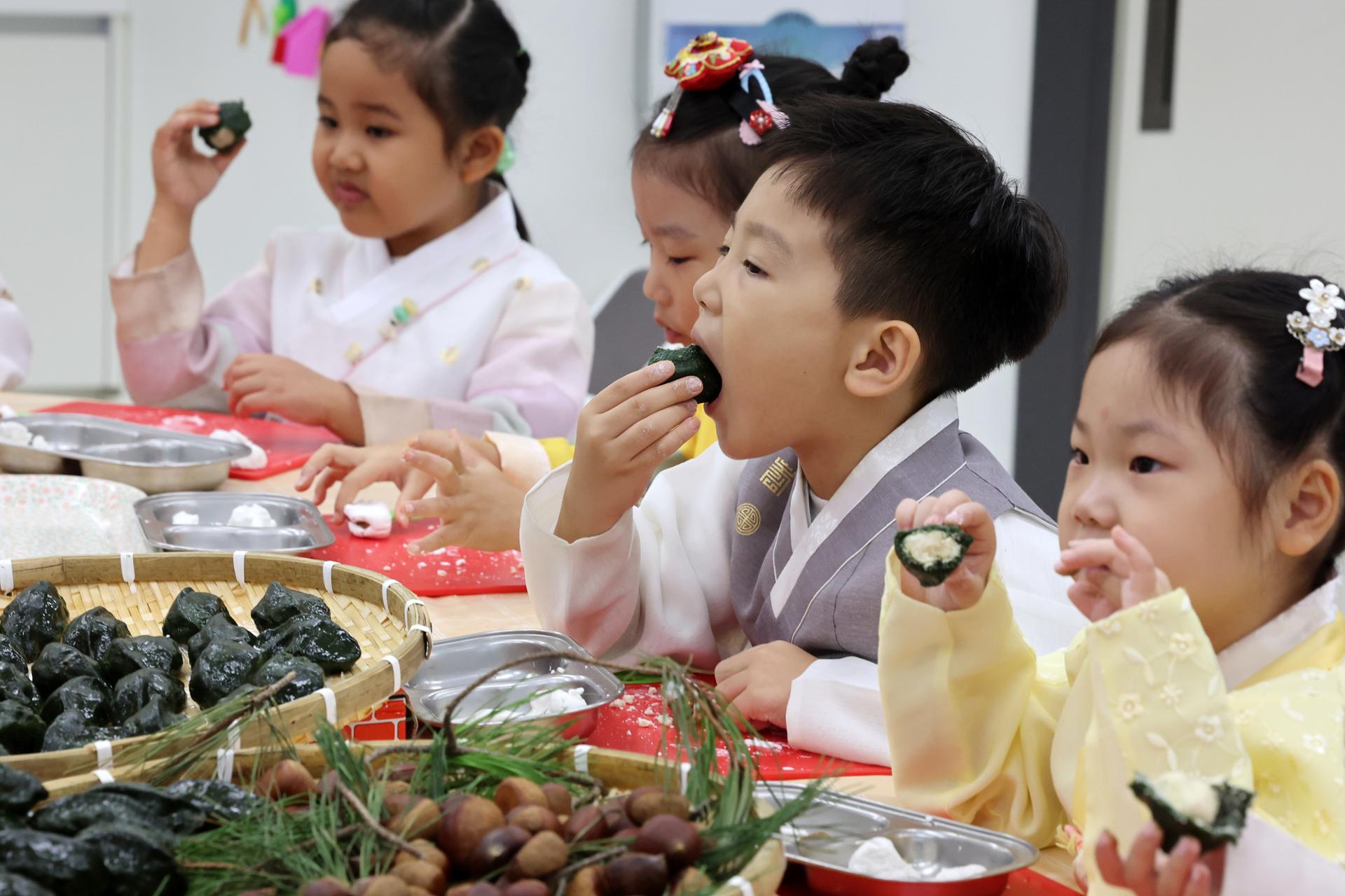 Chuseok food delivery booms as orders for holiday menus soar