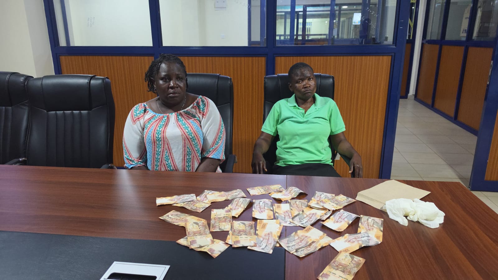 Two arrested for allegedly demanding Ksh100,000 to stop EACC investigation