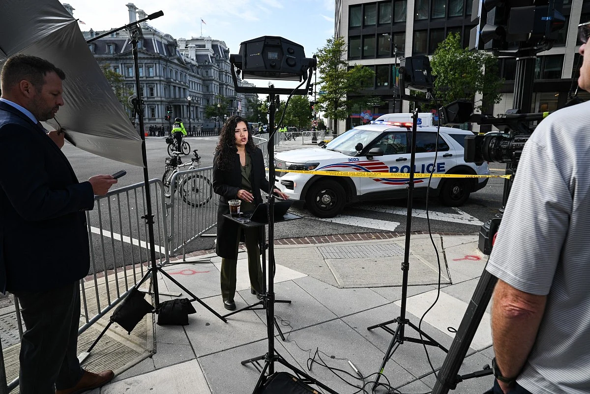 CNN, MS NOW, Politico request court hearing after White House access denied