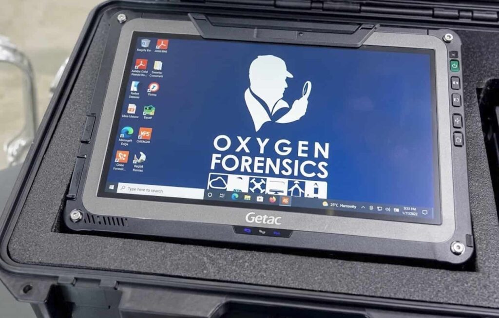 Russian-linked software sold to US government as CEO allegedly hid Russian control – two now arrested