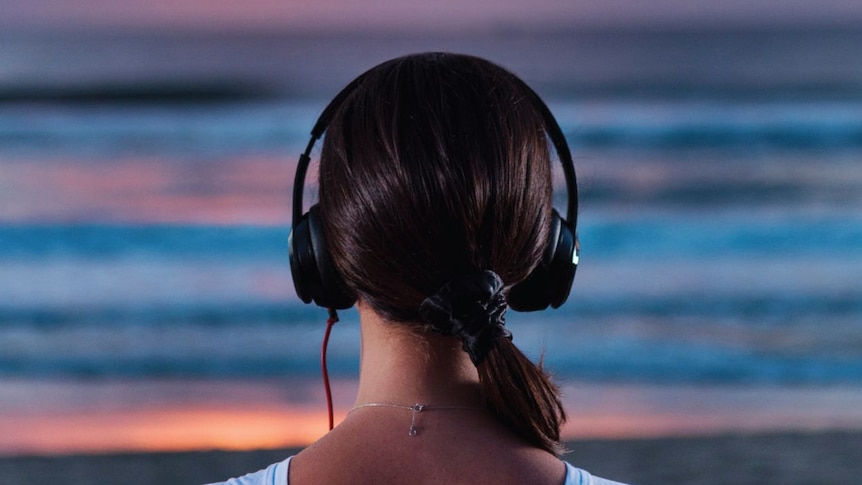Sun, sand and headphones: new show extols ocean's healing power
