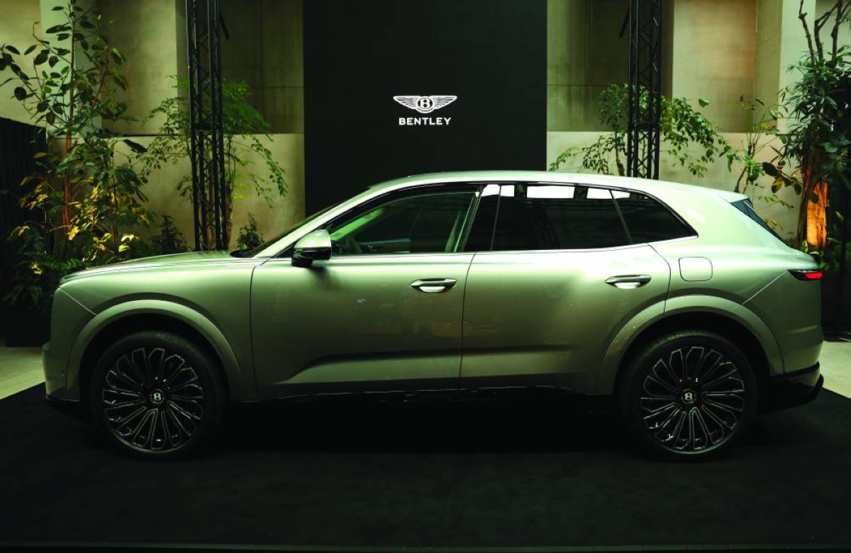 Bentley tests wealthy buyers' interest in going electric with first EV