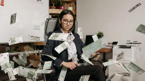 Women manage debt better than men but face higher financial stress: report
