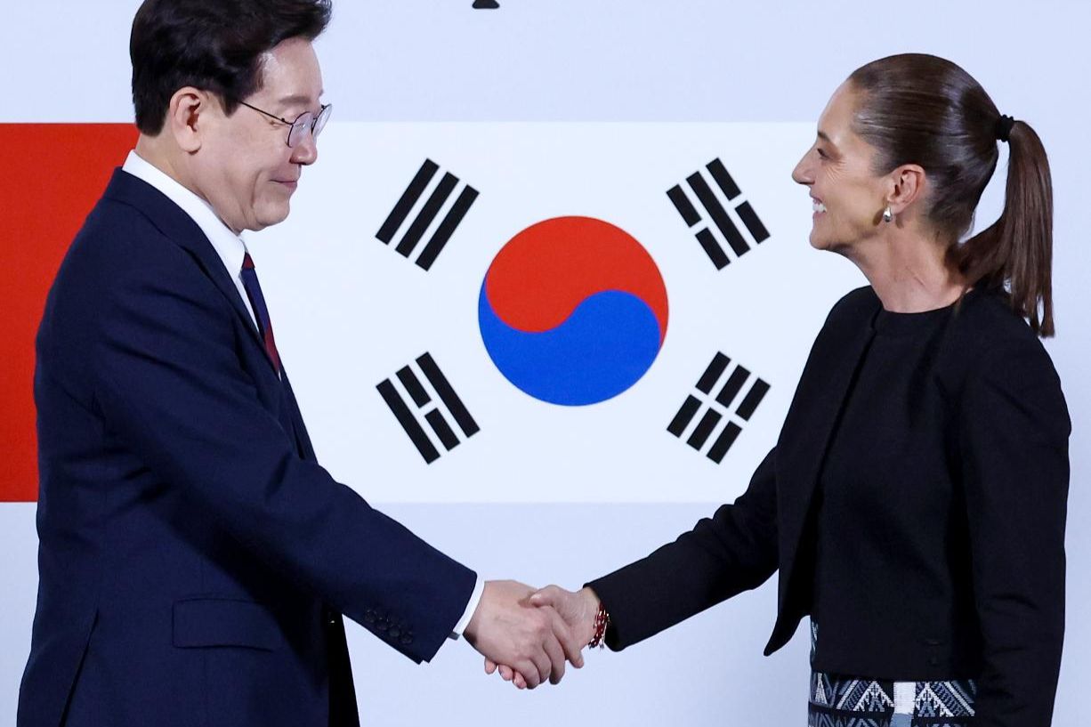 Korea, Mexico adopt joint action plan to expand cooperation in defense, crude oil, AI