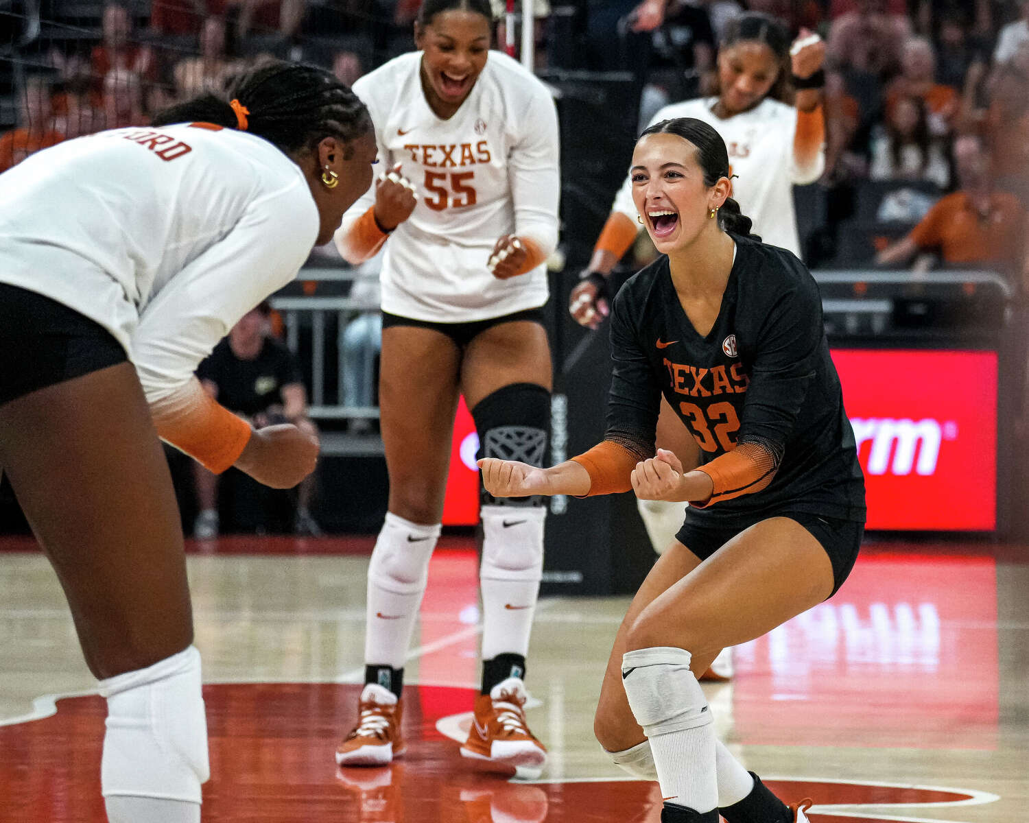 Is Texas SEC title-worthy? Opening weekend against Tennessee and Kentucky just may tell us