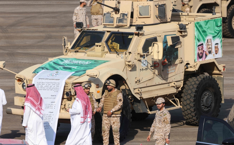 Saudi reports fresh Houthi attacks as France offers military support