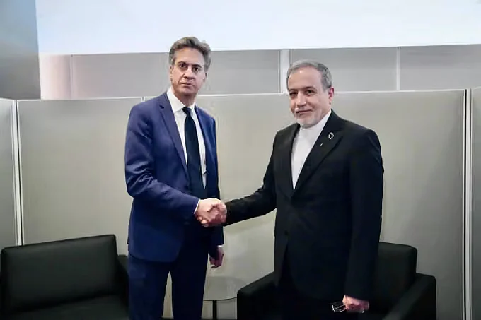UK confronts Iran over Hormuz, citizens, Saudi Arabia
