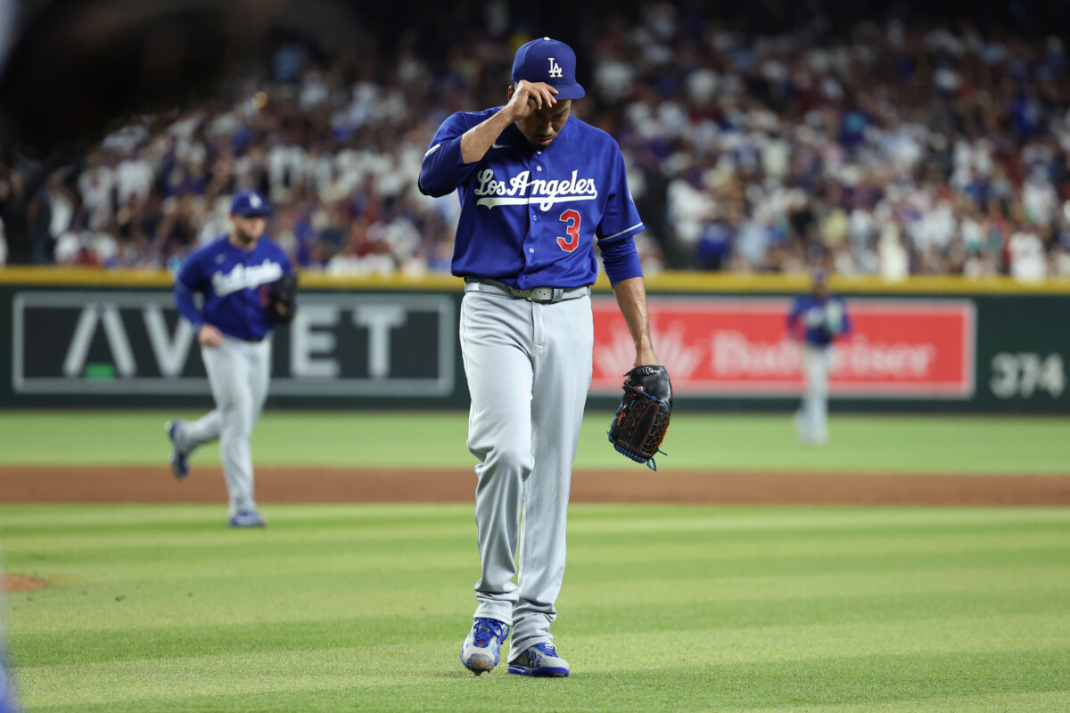 Edwin Diaz Captures Shaky Save vs. Brewers to Even Up NLCS Rematch
