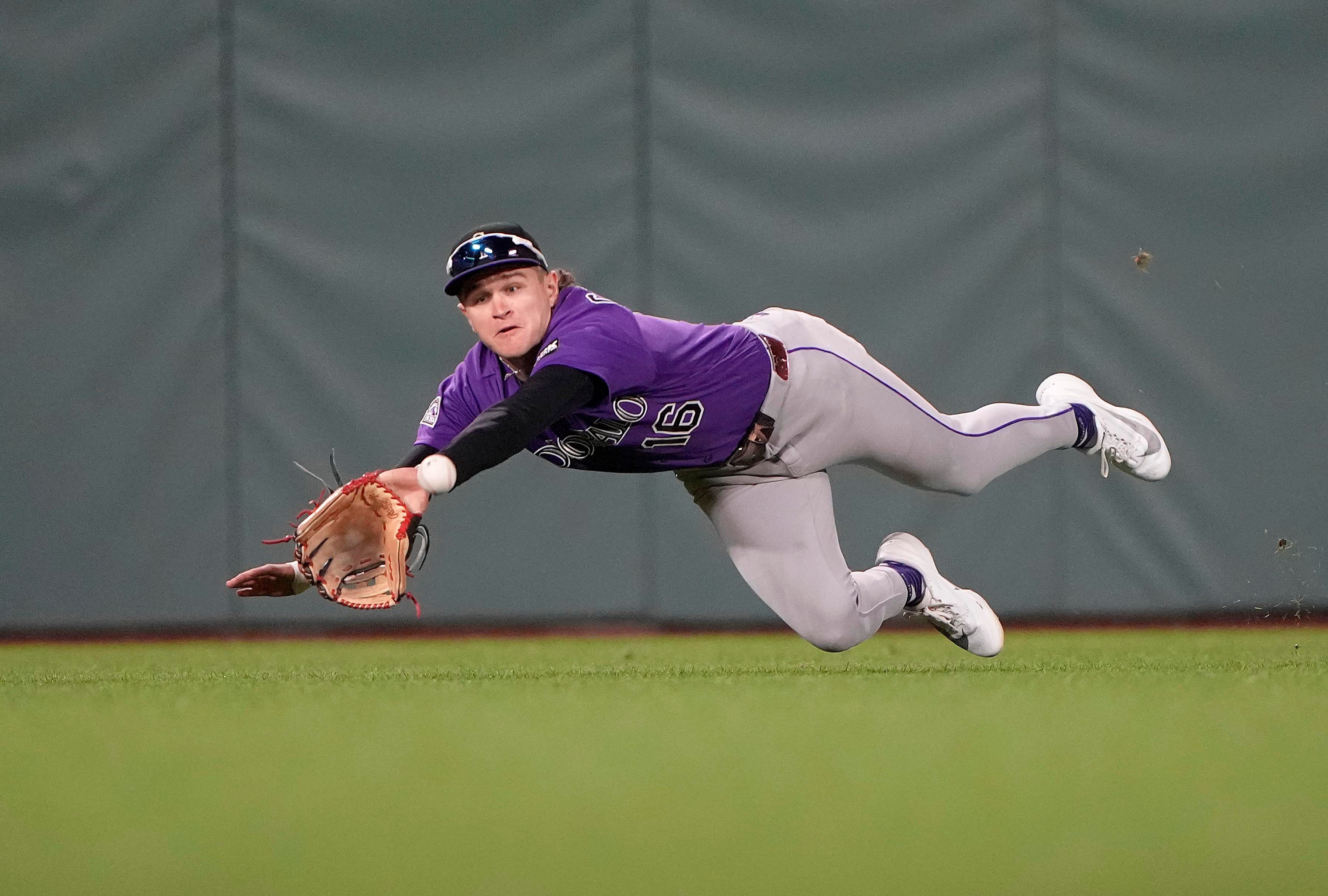 Freeland goes eight, Veen makes a splash as Rockies beat Giants 5-2