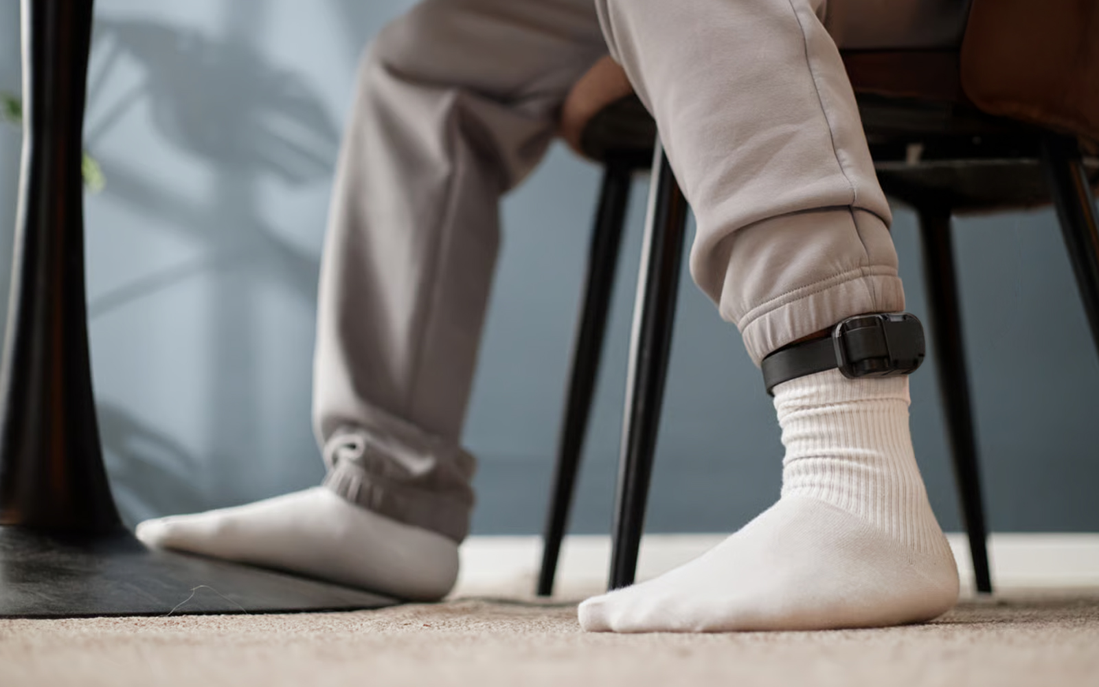 House arrest law needs clear rules, judicial oversight