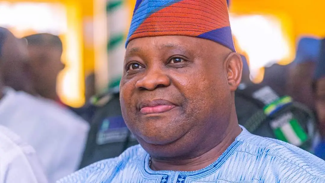 ‘We’ll capture Adeleke, finish Davido’ – Alleged Edo thugs storm Osun [VIDEO]