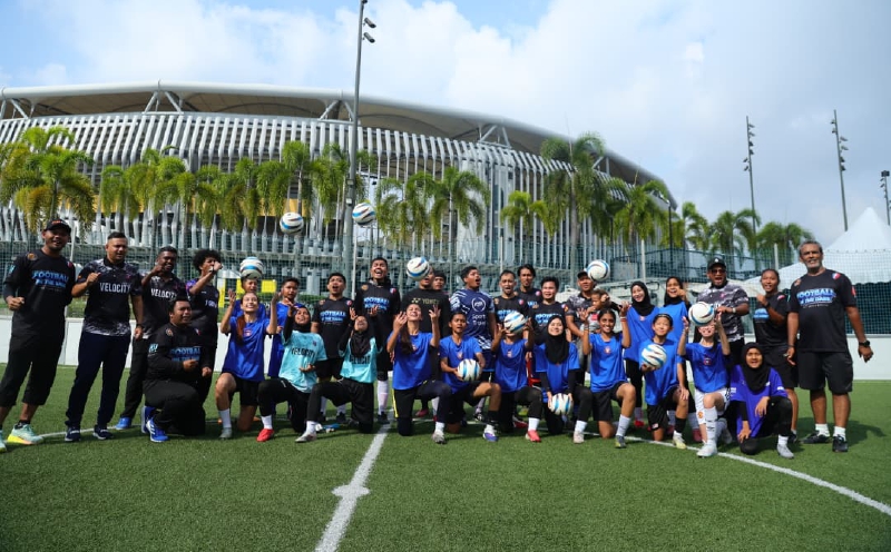 Velocity FC girls gain new perspective after training with blind football team