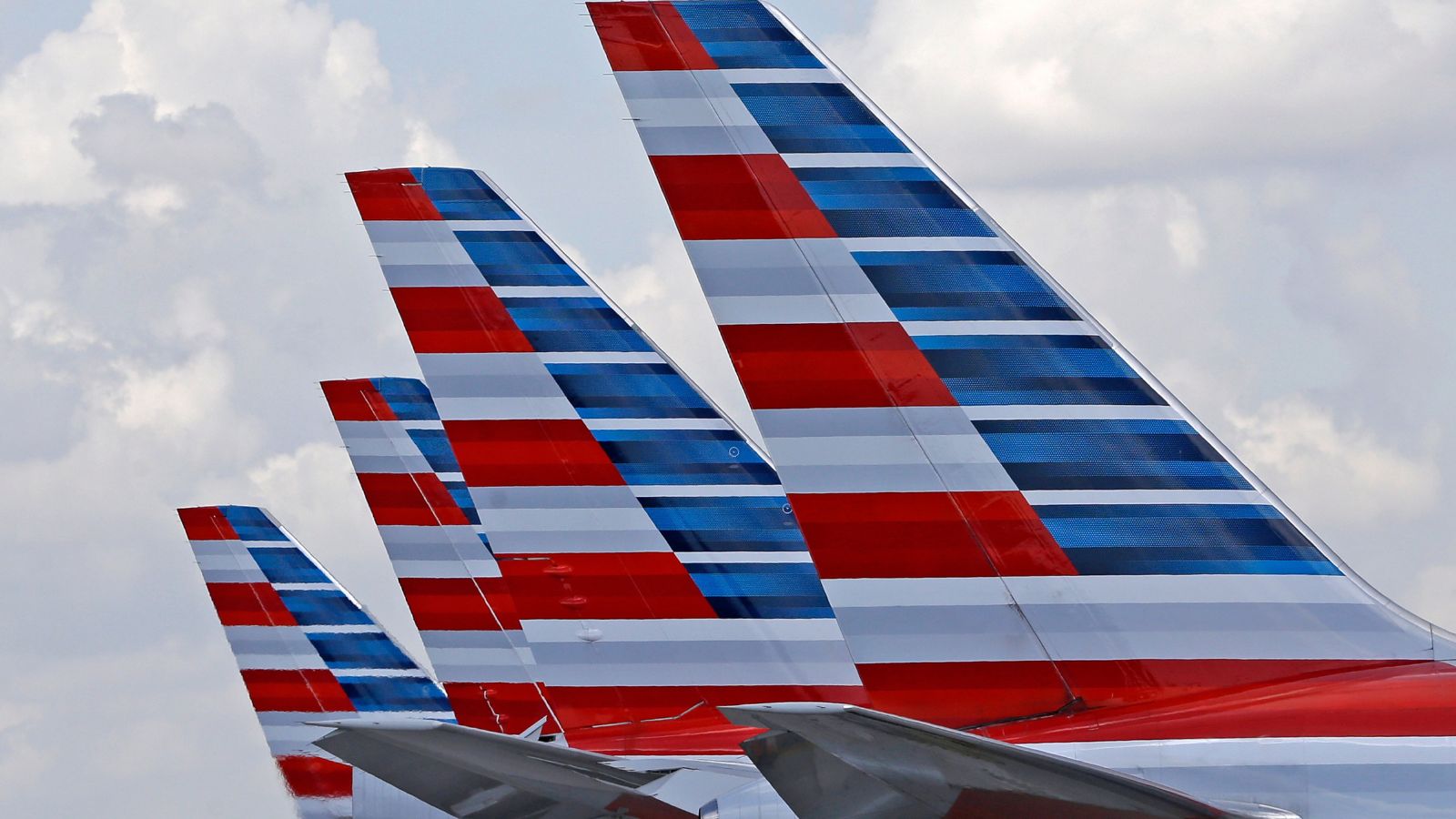 2 planes, same flight number: How a US air traffic controller averted a mid-air collision
