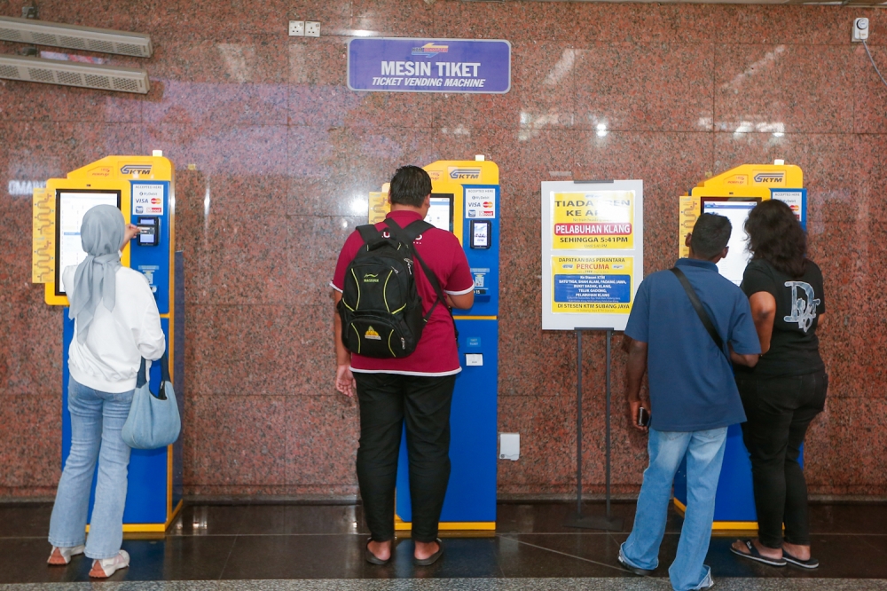 KTMB apologises after absent staff strands 25 riders at Anak Bukit station
